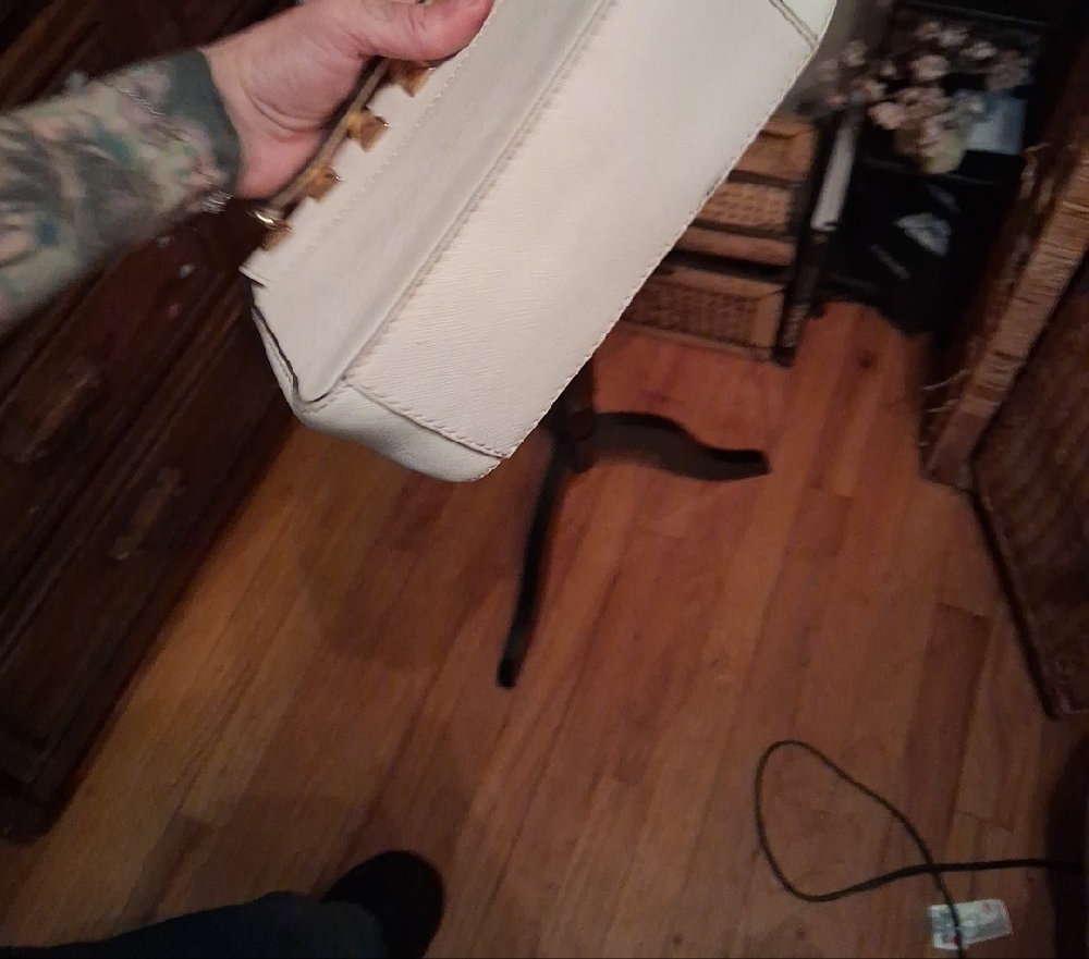 Michael Kors Sloan Cream Crossbody Bag with Gold Studs - Picture 5 of 16